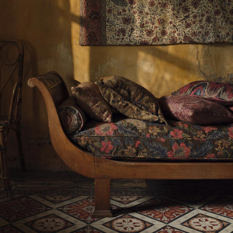 Tela Blostma Tapestry