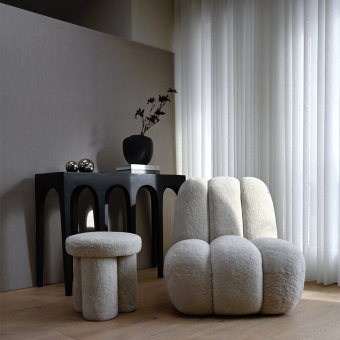 Puf Big Foot Sheepskin