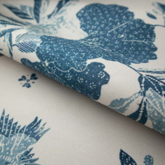 Tela Elyria Floral Batik